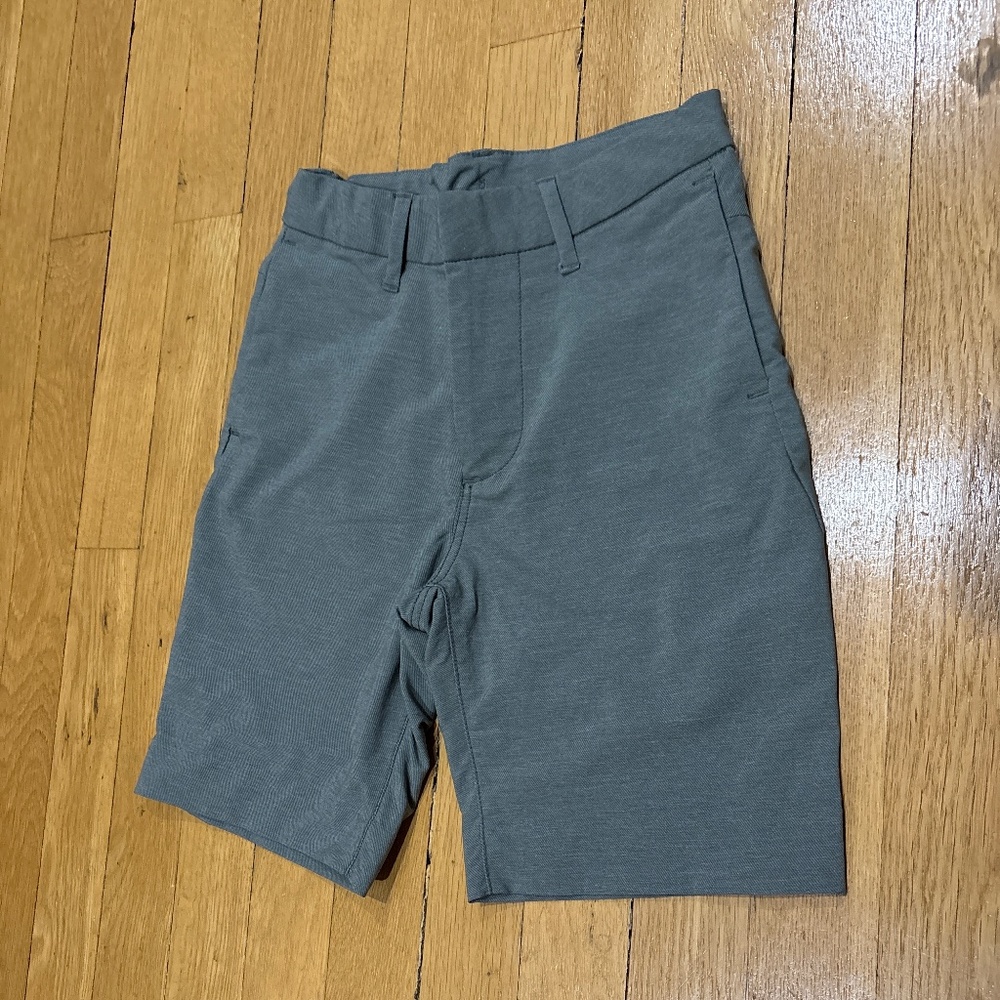 GAP Boys Grey Dress Shorts New Without Tags Size 6